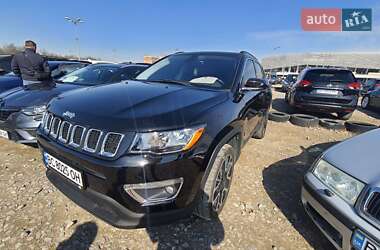 Позашляховик / Кросовер Jeep Compass 2017 в 