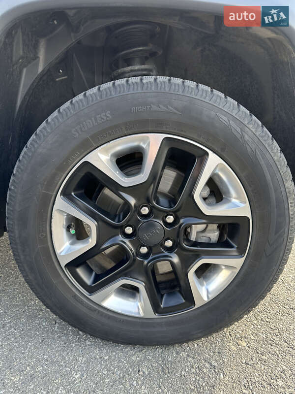 Позашляховик / Кросовер Jeep Compass 2017 в Ружині