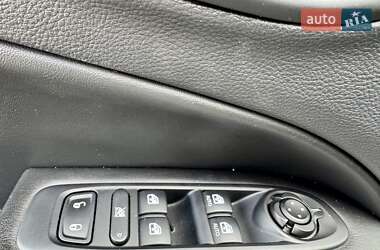 Позашляховик / Кросовер Jeep Compass 2018 в 