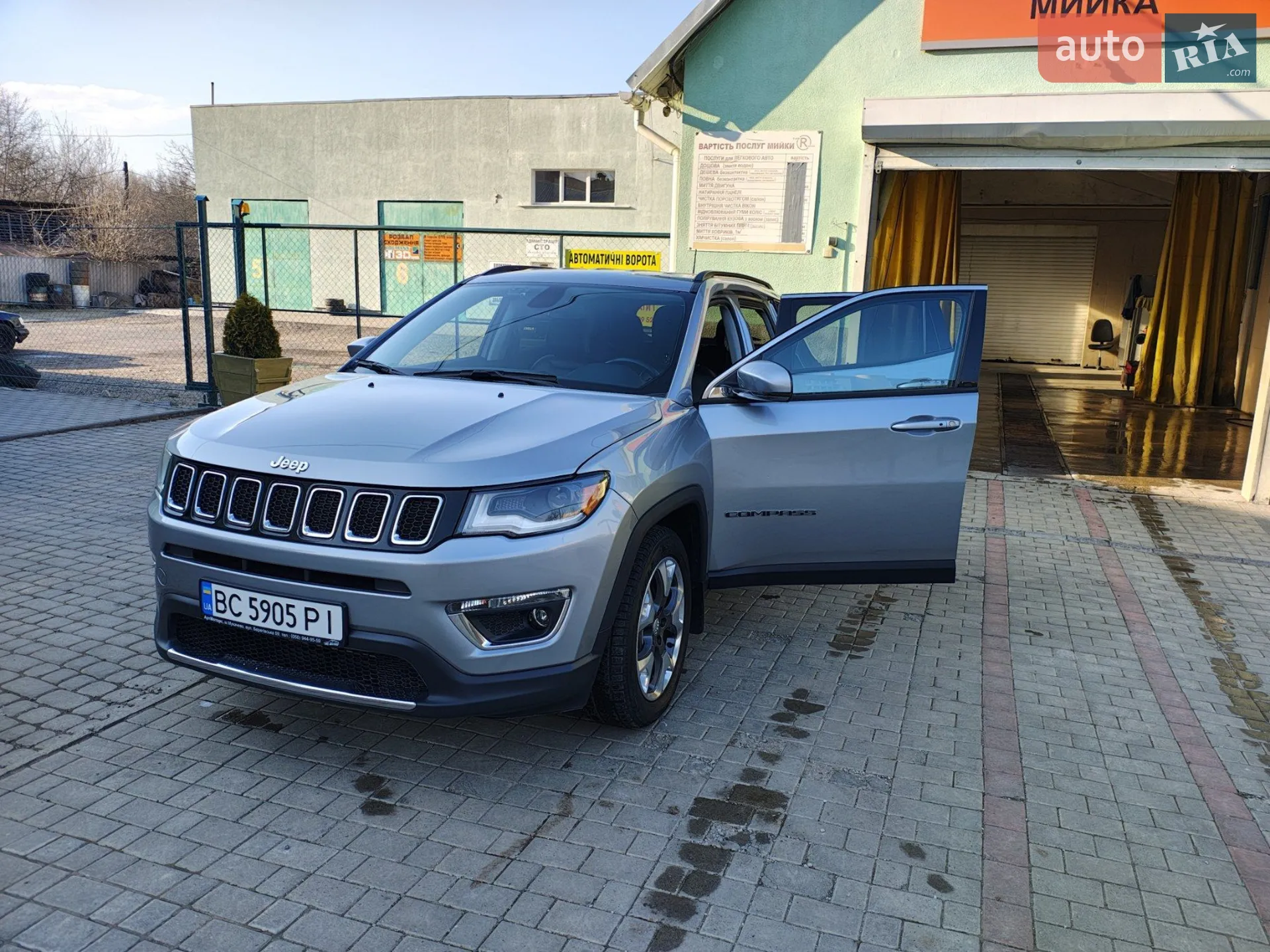 2018 Jeep Compass - мініатюра 3