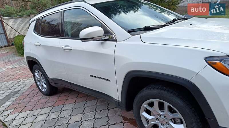 Внедорожник / Кроссовер Jeep Compass 2019 в Киеве