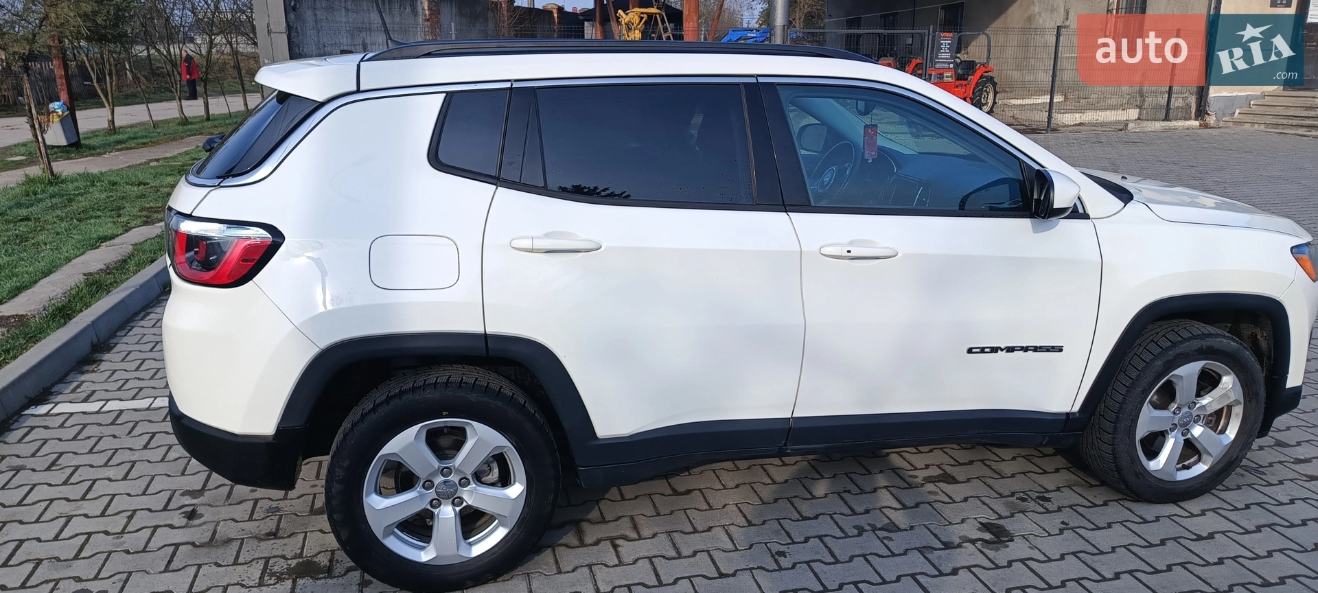 2018 Jeep Compass - мініатюра 16
