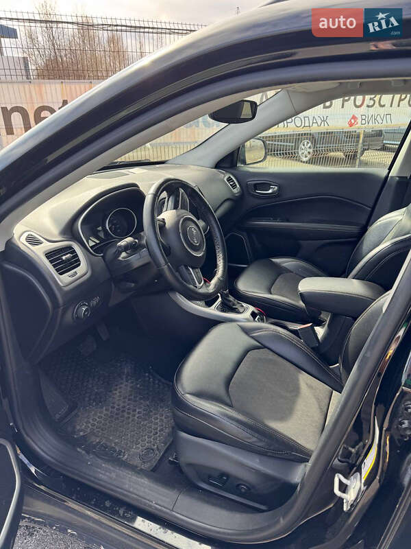 Внедорожник / Кроссовер Jeep Compass 2018 в Киеве