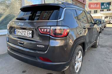 Внедорожник / Кроссовер Jeep Compass 2018 в 