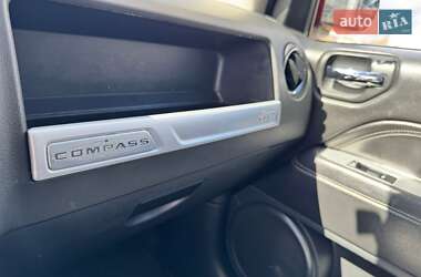 Внедорожник / Кроссовер Jeep Compass 2016 в 