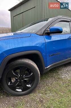Внедорожник / Кроссовер Jeep Compass 2018 в 
