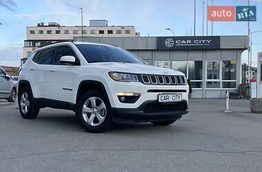 Внедорожник / Кроссовер Jeep Compass 2017 в 