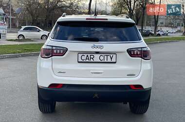 Внедорожник / Кроссовер Jeep Compass 2017 в 