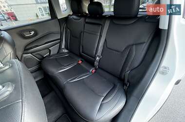 Внедорожник / Кроссовер Jeep Compass 2017 в 