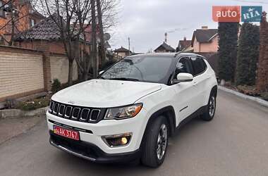 Позашляховик / Кросовер Jeep Compass 2019 в 