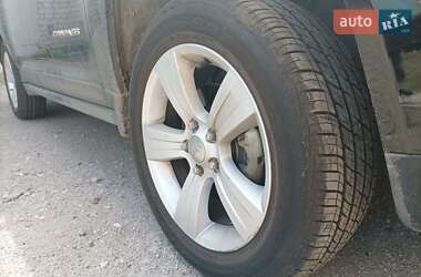 Внедорожник / Кроссовер Jeep Compass 2013 в 