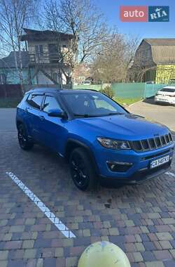 Внедорожник / Кроссовер Jeep Compass 2018 в 