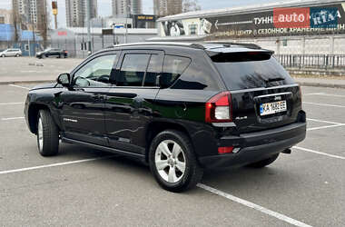 Внедорожник / Кроссовер Jeep Compass 2014 в 