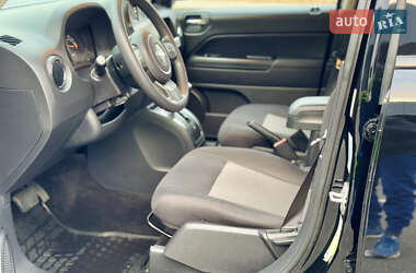 Внедорожник / Кроссовер Jeep Compass 2014 в 