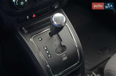 Внедорожник / Кроссовер Jeep Compass 2014 в 