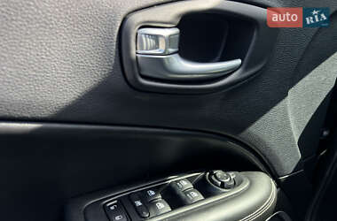 Внедорожник / Кроссовер Jeep Compass 2020 в 