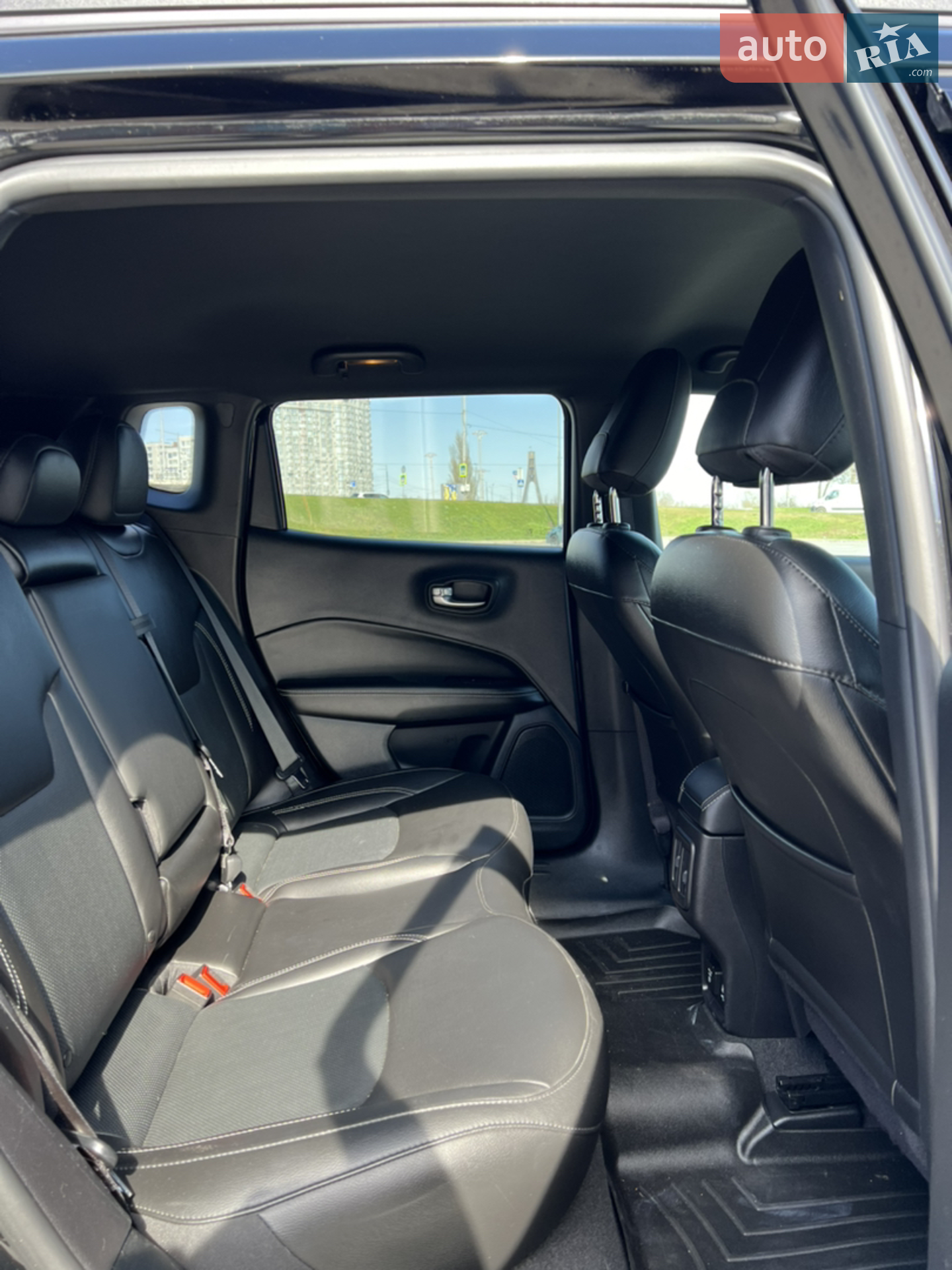 2020 Jeep Compass - мініатюра 36