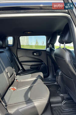 Внедорожник / Кроссовер Jeep Compass 2020 в 
