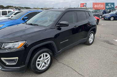 Внедорожник / Кроссовер Jeep Compass 2017 в 