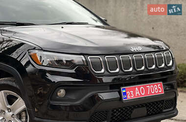 Внедорожник / Кроссовер Jeep Compass 2022 в 