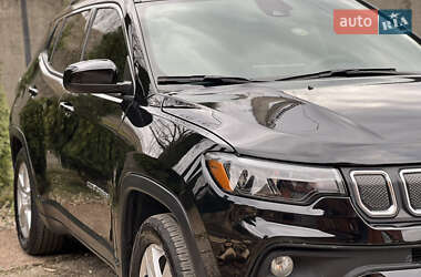 Внедорожник / Кроссовер Jeep Compass 2022 в 
