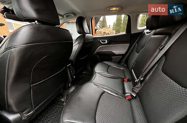 Внедорожник / Кроссовер Jeep Compass 2022 в 
