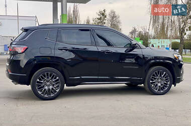Внедорожник / Кроссовер Jeep Compass 2022 в 