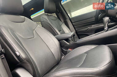 Внедорожник / Кроссовер Jeep Compass 2022 в 