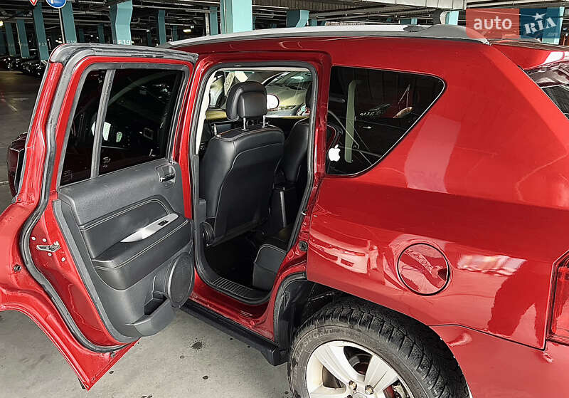 Внедорожник / Кроссовер Jeep Compass 2016 в Киеве