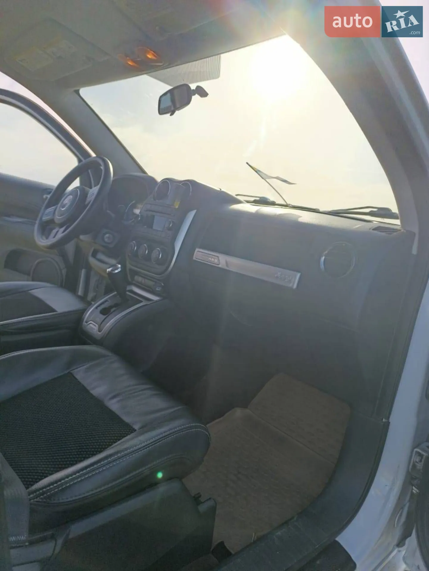 2014 Jeep Compass - мініатюра 12