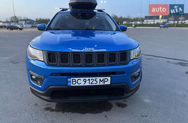Внедорожник / Кроссовер Jeep Compass 2017 в 