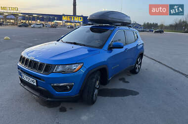 Внедорожник / Кроссовер Jeep Compass 2017 в 