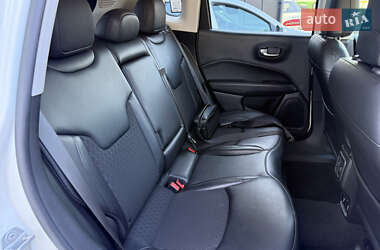 Внедорожник / Кроссовер Jeep Compass 2020 в 
