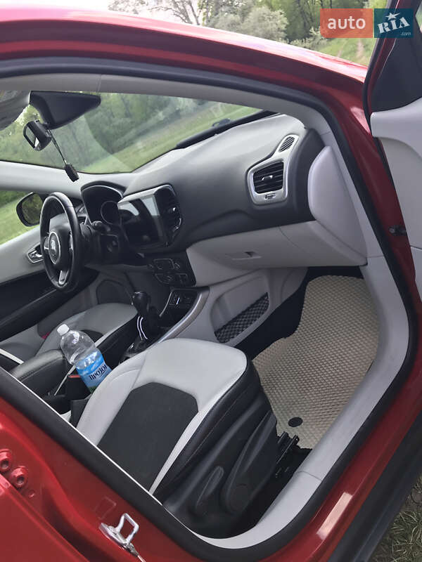 Позашляховик / Кросовер Jeep Compass 2019 в Новомосковську фото 19 Позашляховик / Кросовер Jeep Compass 2019 в Новомосковську