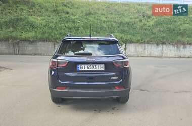 Позашляховик / Кросовер Jeep Compass 2018 в 