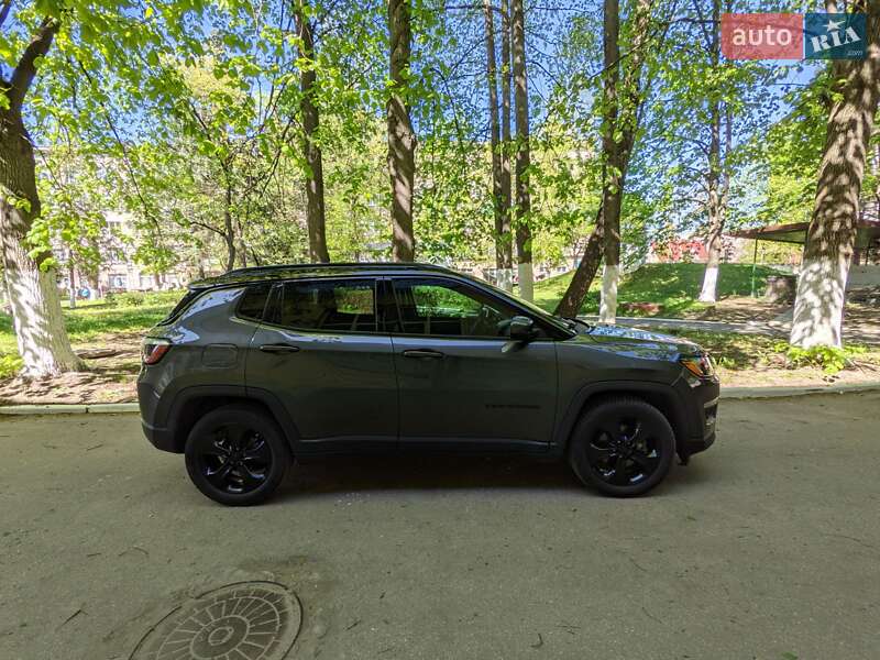 Позашляховик / Кросовер Jeep Compass 2020 в Здолбуніві