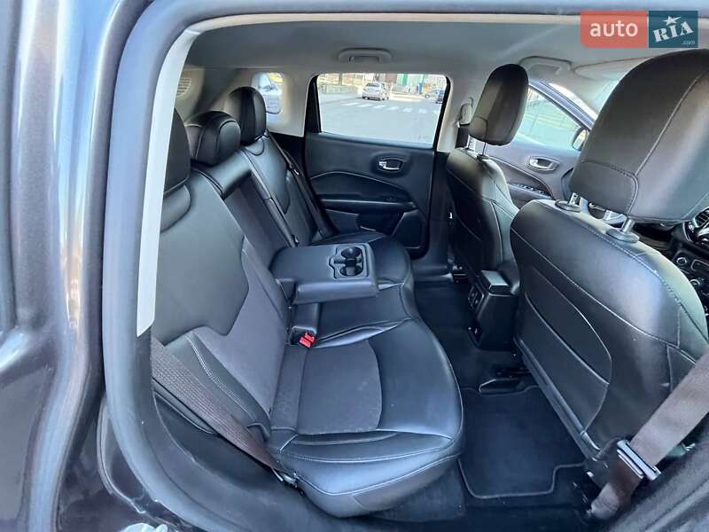 Позашляховик / Кросовер Jeep Compass 2020 в Здолбуніві