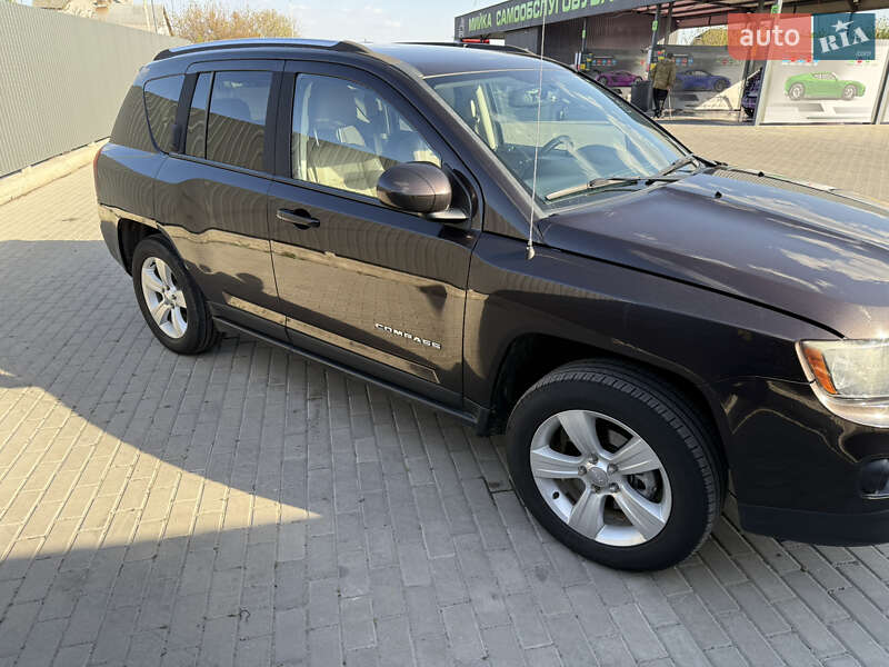 Внедорожник / Кроссовер Jeep Compass 2014 в Черкассах