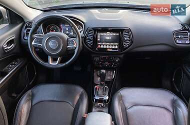 Позашляховик / Кросовер Jeep Compass 2018 в 