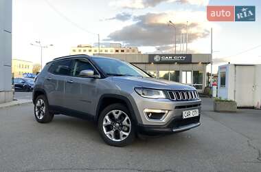 Позашляховик / Кросовер Jeep Compass 2018 в 