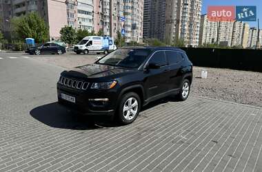 Внедорожник / Кроссовер Jeep Compass 2017 в Киеве