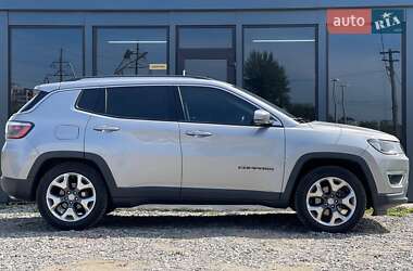 Позашляховик / Кросовер Jeep Compass 2018 в 