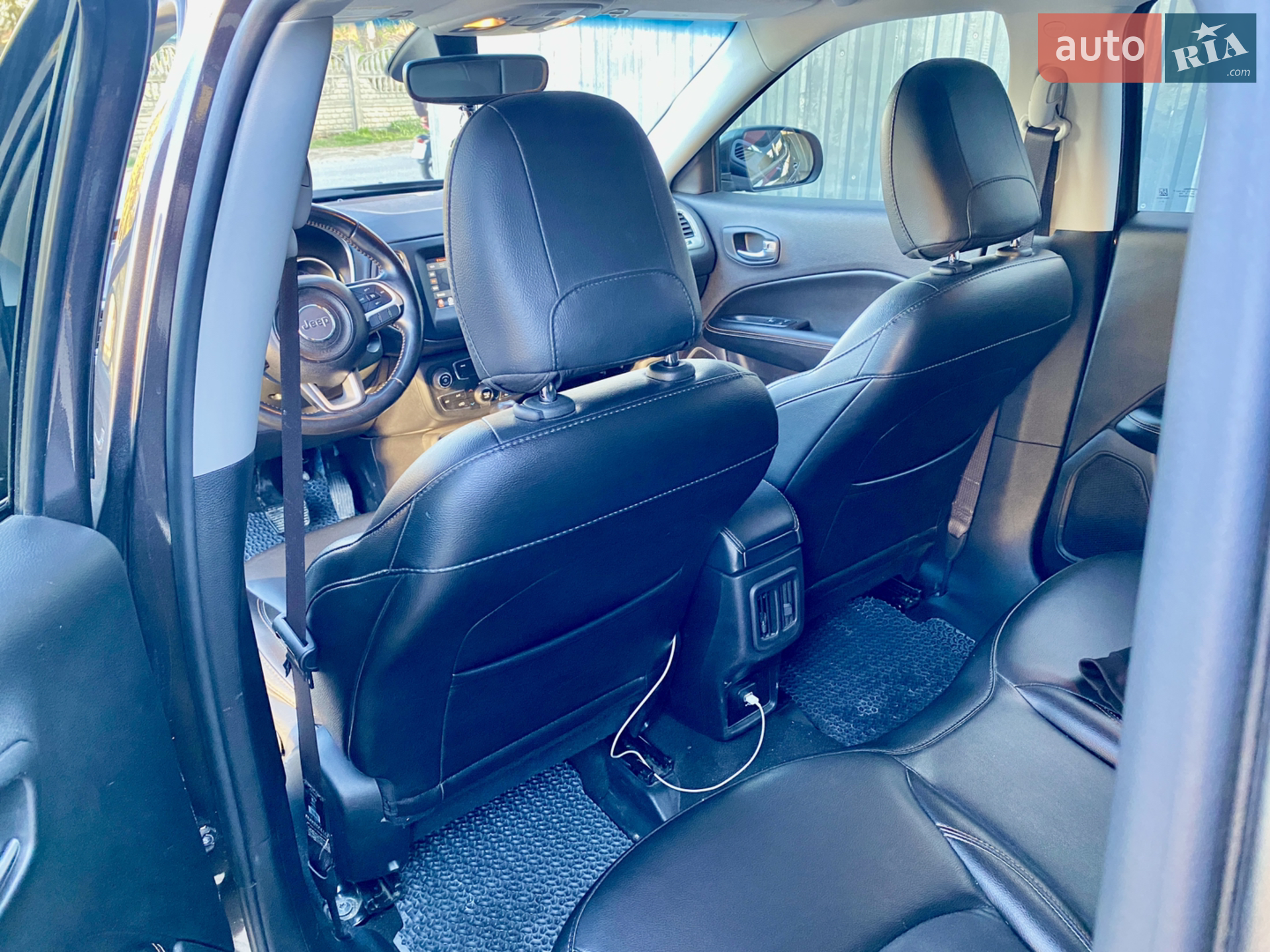 2019 Jeep Compass - мініатюра 36
