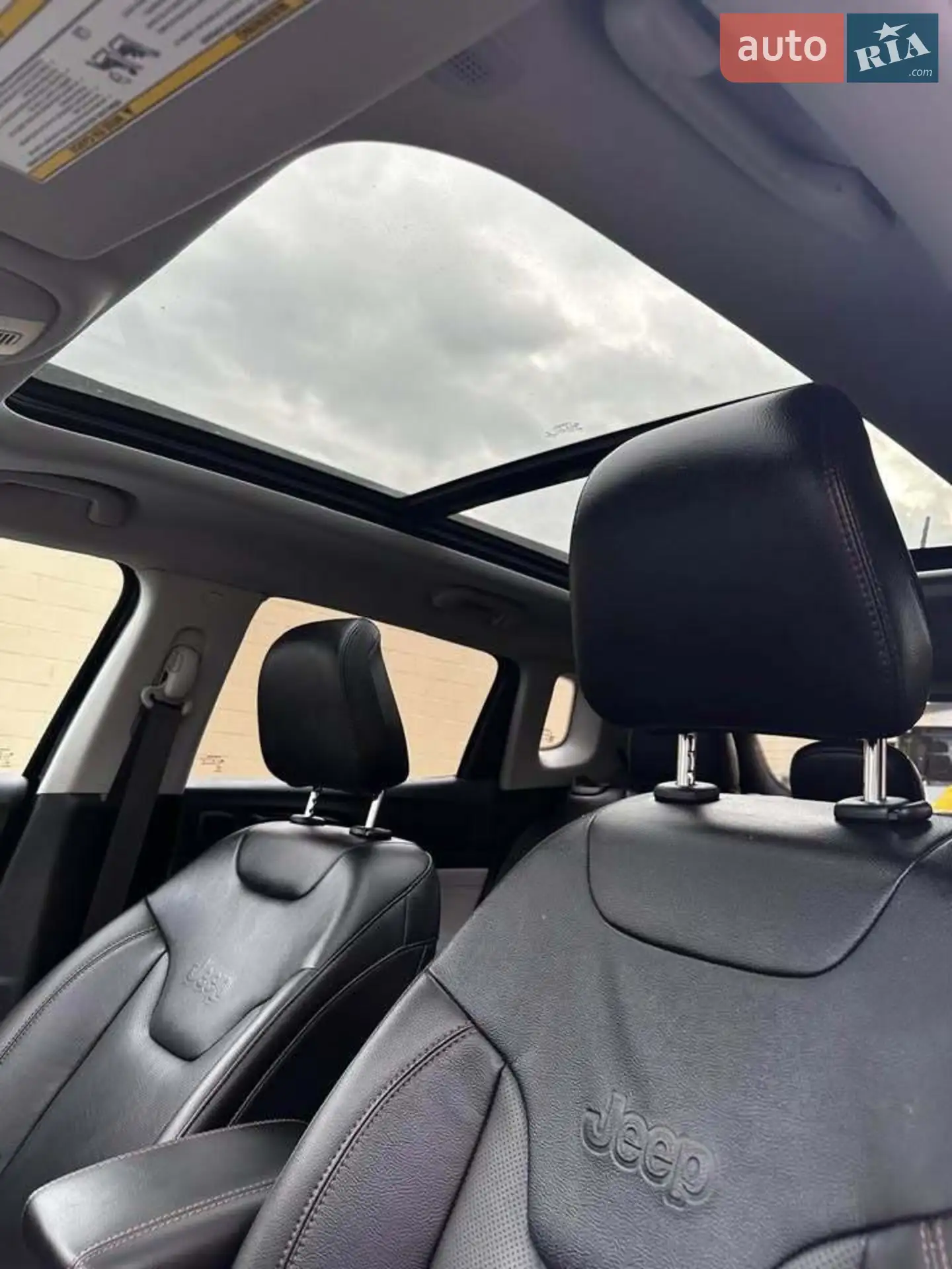 2022 Jeep Compass - мініатюра 9
