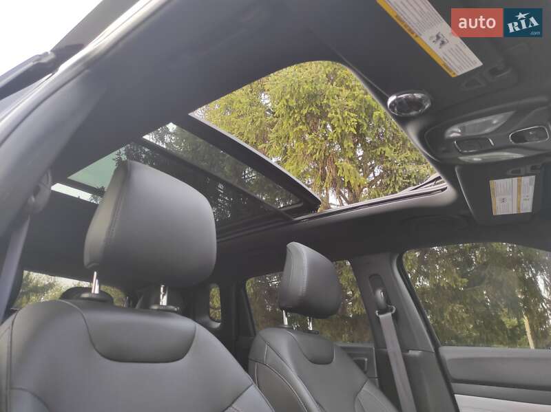 Внедорожник / Кроссовер Jeep Compass 2024 в Киеве