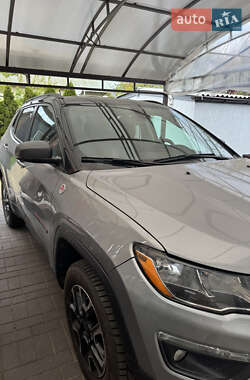 Внедорожник / Кроссовер Jeep Compass 2020 в 