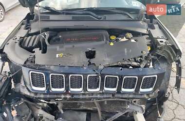 Позашляховик / Кросовер Jeep Compass 2017 в 