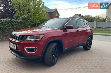 Внедорожник / Кроссовер Jeep Compass 2017 в 
