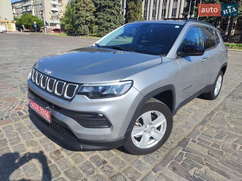 Позашляховик / Кросовер Jeep Compass 2022 в 