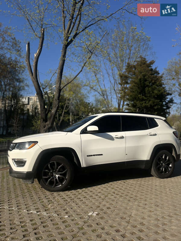 Позашляховик / Кросовер Jeep Compass 2017 в Полтаві